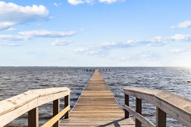 39 W Captain Fritz Way, Freeport, FL 32439