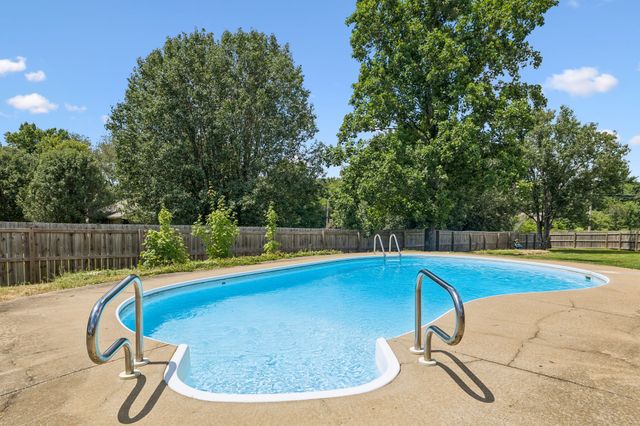 500 Ridgeview Dr, Mount Juliet, TN 37122