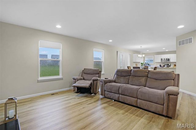 158 Pampano Lane, St Charles, MO 63301