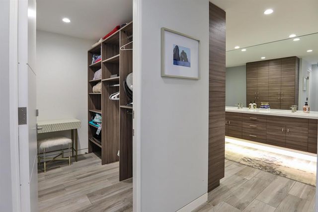 861 Beachfront Drive B, Solana Beach, CA 92075