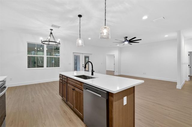 1543 COUNTY ROAD 243A, Wildwood, FL 34785