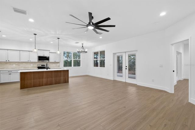 1543 COUNTY ROAD 243A, Wildwood, FL 34785