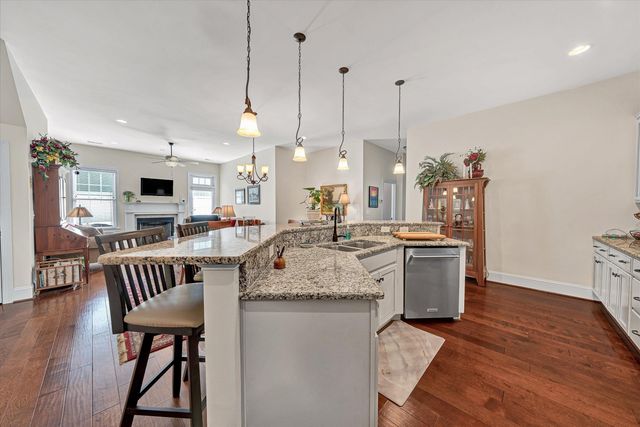 4757 Laryn LN, Roanoke, VA 24018