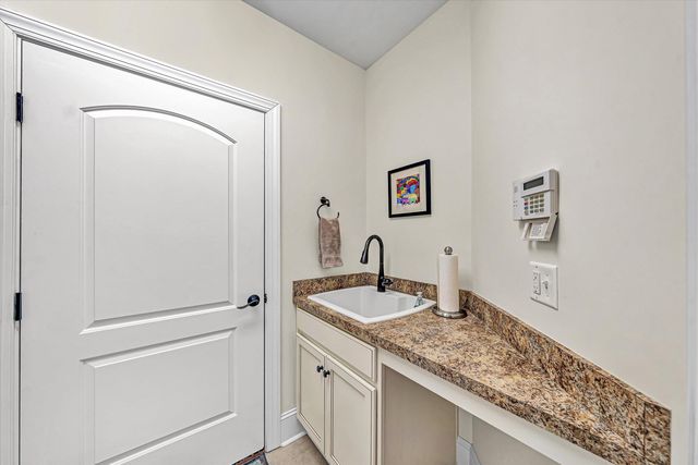 4757 Laryn LN, Roanoke, VA 24018