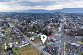 4 FIRST ST, Luray, VA 22835