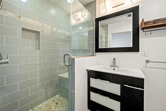 5115 Kester 7, Sherman Oaks, CA 91403