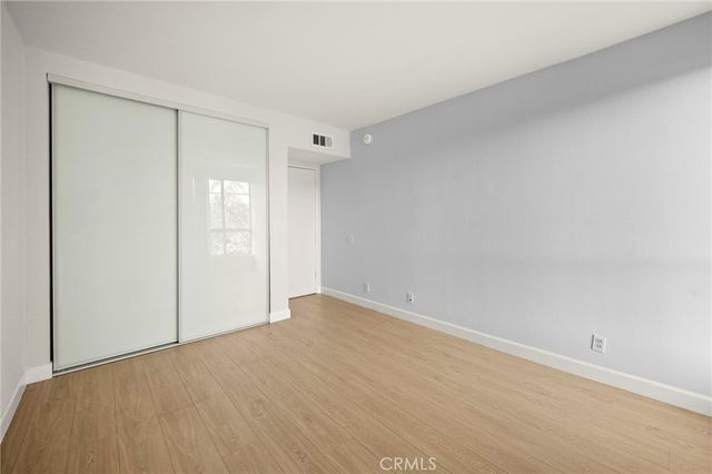 5115 Kester 7, Sherman Oaks, CA 91403