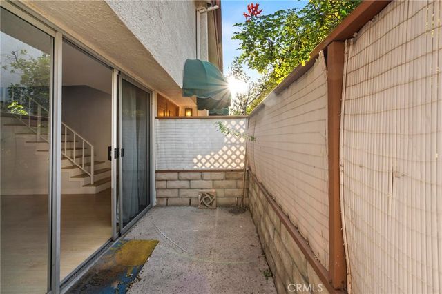 5115 Kester 7, Sherman Oaks, CA 91403