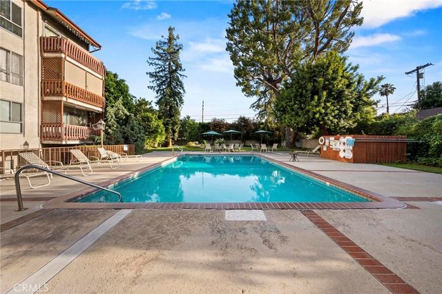 5115 Kester 7, Sherman Oaks, CA 91403