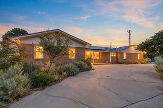 3121 San Joaquin Avenue SE, Albuquerque, NM 87106