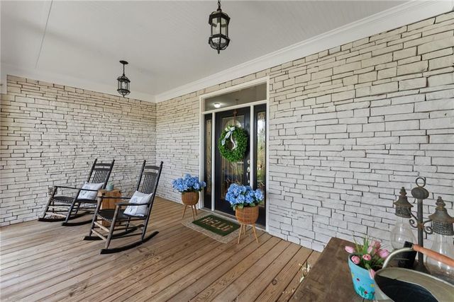860 Lakeview Drive, Commerce, GA 30529