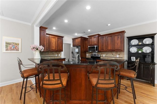 860 Lakeview Drive, Commerce, GA 30529