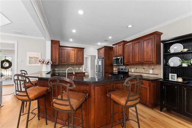 860 Lakeview Drive, Commerce, GA 30529