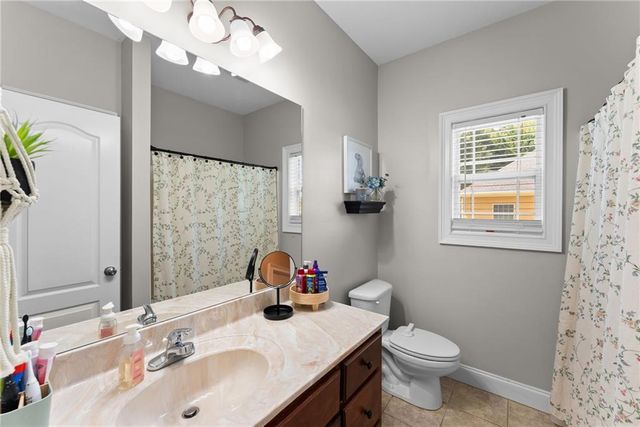 860 Lakeview Drive, Commerce, GA 30529