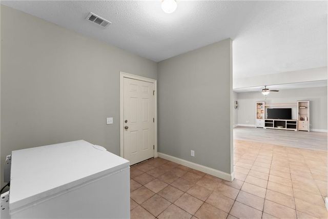 860 Lakeview Drive, Commerce, GA 30529