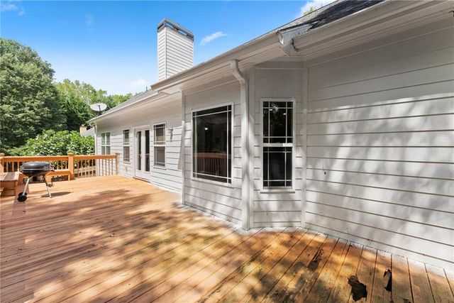 860 Lakeview Drive, Commerce, GA 30529