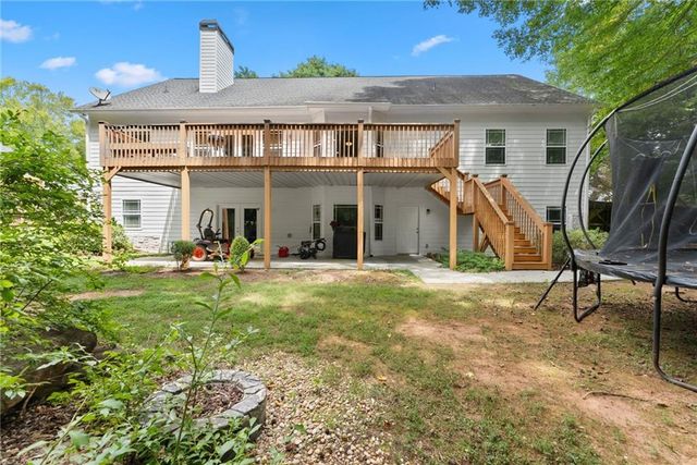 860 Lakeview Drive, Commerce, GA 30529