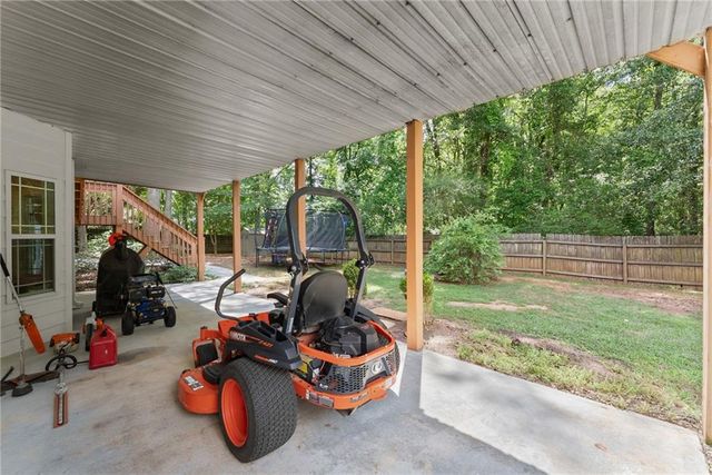 860 Lakeview Drive, Commerce, GA 30529