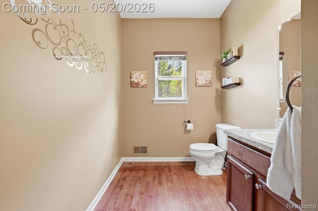 17154 Dew Point Court, Romulus, MI 48174