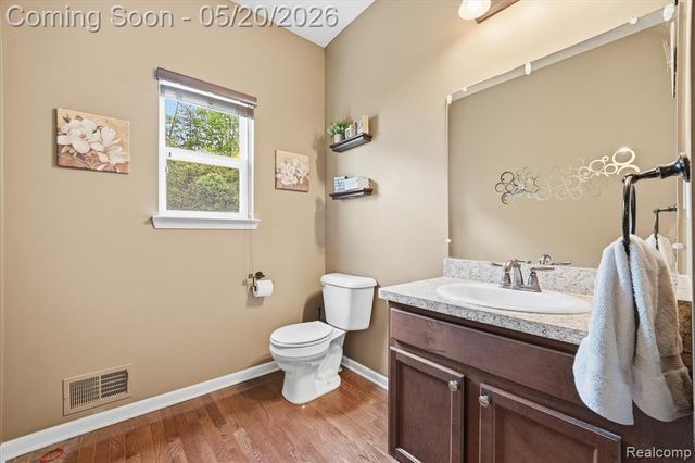 17154 Dew Point Court, Romulus, MI 48174