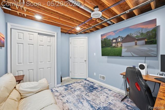 17154 Dew Point Court, Romulus, MI 48174