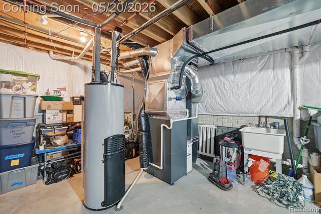 17154 Dew Point Court, Romulus, MI 48174