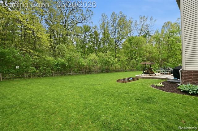17154 Dew Point Court, Romulus, MI 48174