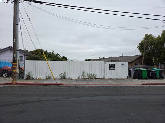 22329 S Garden Ave, Hayward, CA 94541