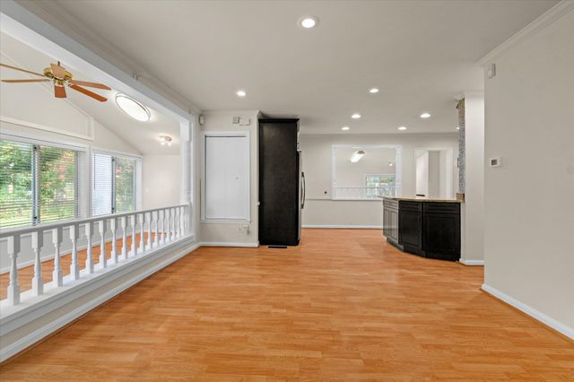 6242 INDIAN RUN PKWY, Alexandria, VA 22312