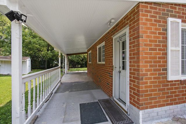 6242 INDIAN RUN PKWY, Alexandria, VA 22312