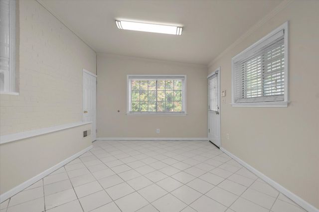 6242 INDIAN RUN PKWY, Alexandria, VA 22312