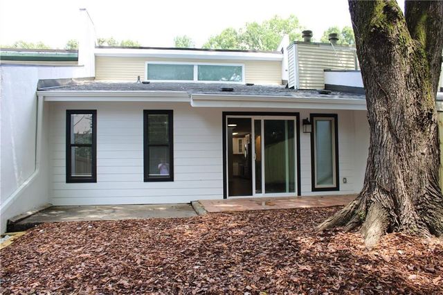 211 Goshen Lane 211, Woodstock, GA 30188