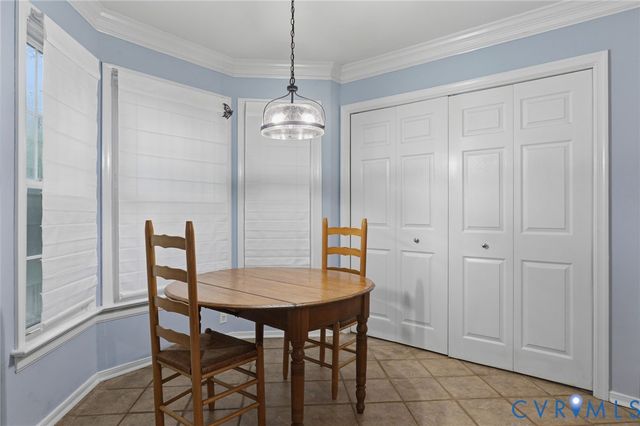 5811 Ridge Point Rd, Midlothian, VA 23112