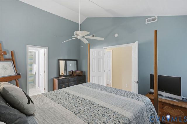 5811 Ridge Point Rd, Midlothian, VA 23112