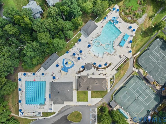 5811 Ridge Point Rd, Midlothian, VA 23112