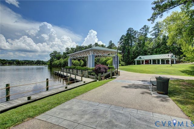 5811 Ridge Point Rd, Midlothian, VA 23112