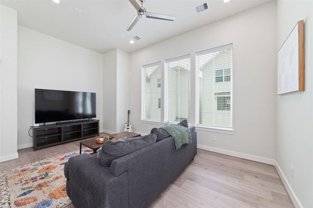 6307 Chelsea Falls Lane, Houston, TX 77008