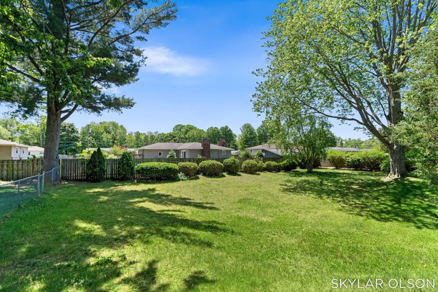 2467 Kimberly, Fruitport Twp, MI 49444