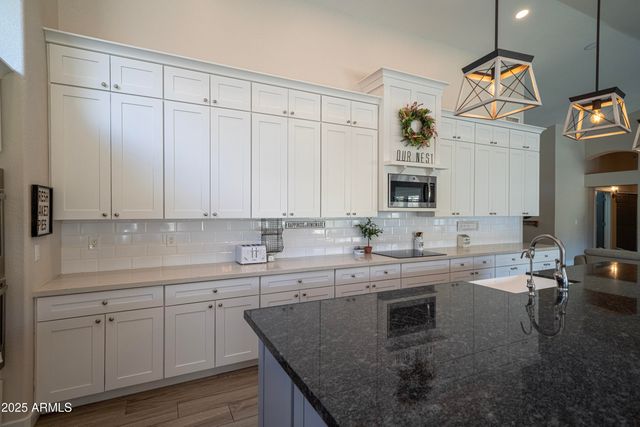 6340 W DONALD Drive, Glendale, AZ 85310