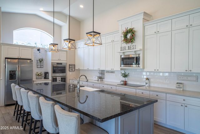 6340 W DONALD Drive, Glendale, AZ 85310