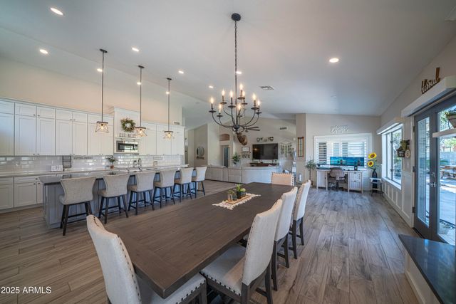 6340 W DONALD Drive, Glendale, AZ 85310