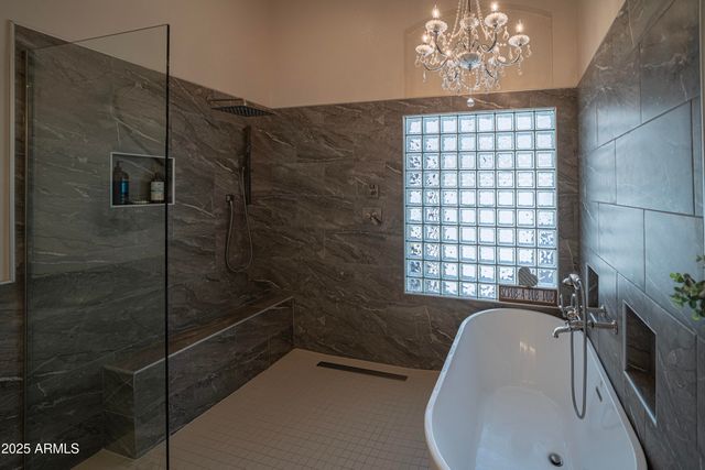 6340 W DONALD Drive, Glendale, AZ 85310