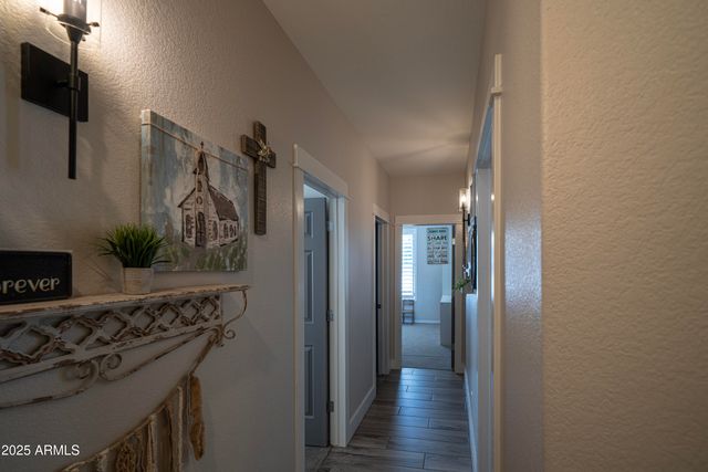 6340 W DONALD Drive, Glendale, AZ 85310