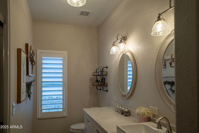 6340 W DONALD Drive, Glendale, AZ 85310