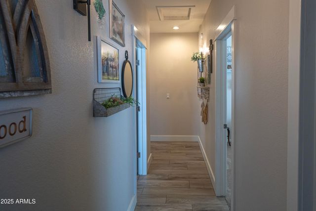 6340 W DONALD Drive, Glendale, AZ 85310