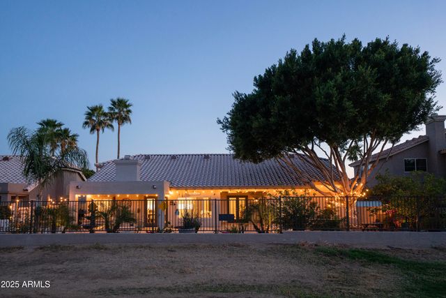 6340 W DONALD Drive, Glendale, AZ 85310