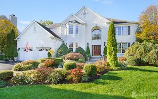 31 McFarlane Circle, Monroe, NJ 08831