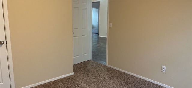 6300 SW Chalkstone Road, Bentonville, AR 72712