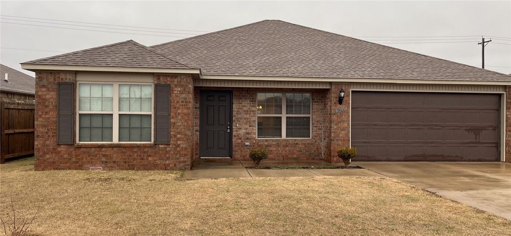 6300 SW Chalkstone Road, Bentonville, AR 72712
