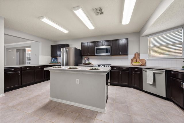 4141 Fossile Butte Drive, Fort Worth, TX 76244